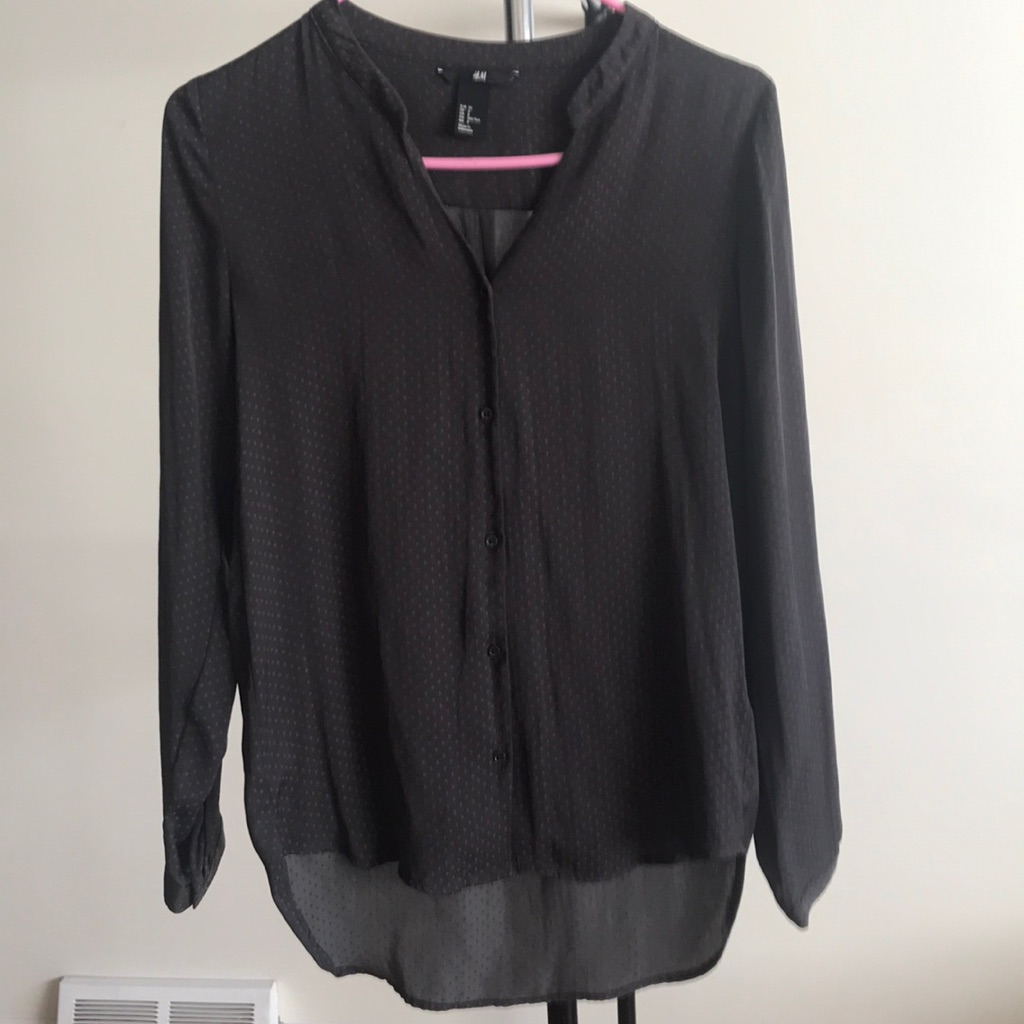 H&M Grey Patterned Button Down Blouse.